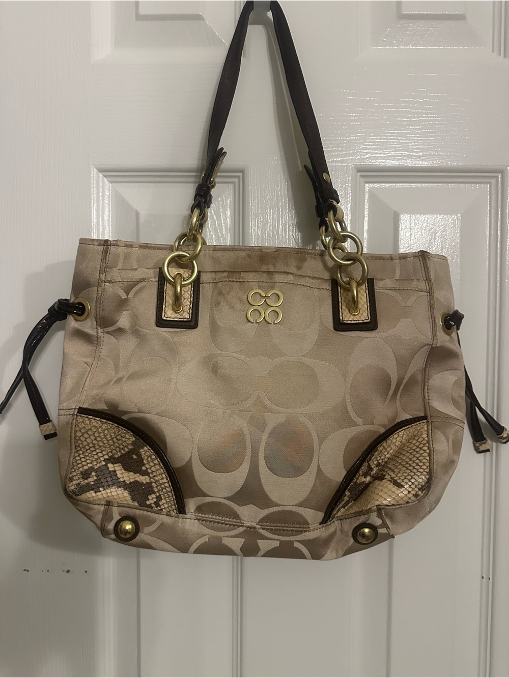Coach Signature C Tote Shoulder Bag with Snakeskin Accents – Beige/Brow